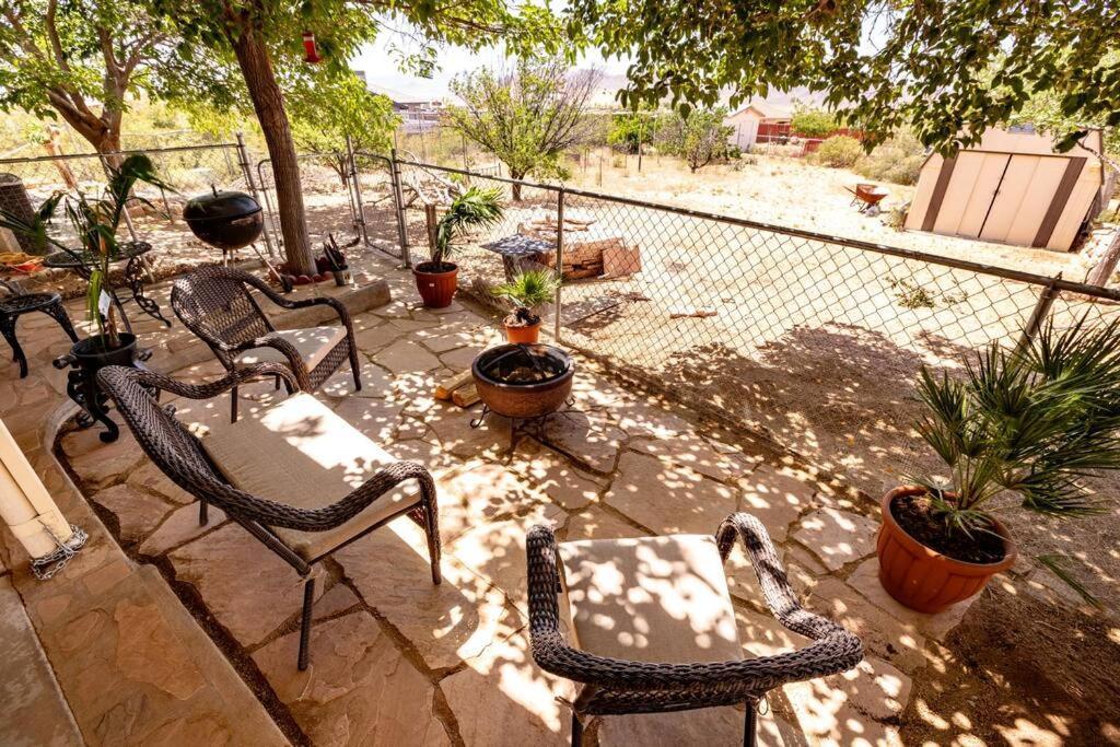 The Triple Palms Villa Kingman Exterior photo